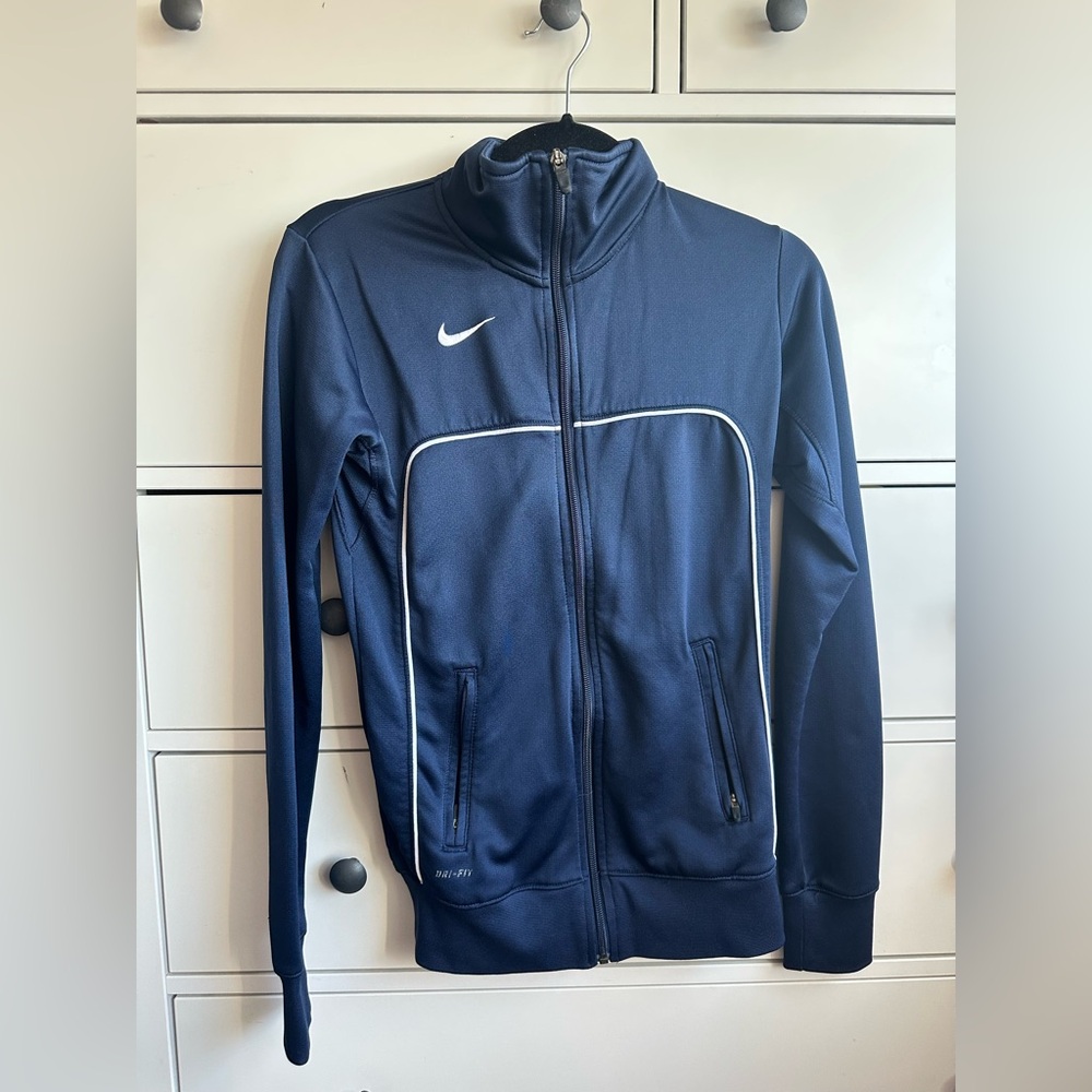 nike zip up